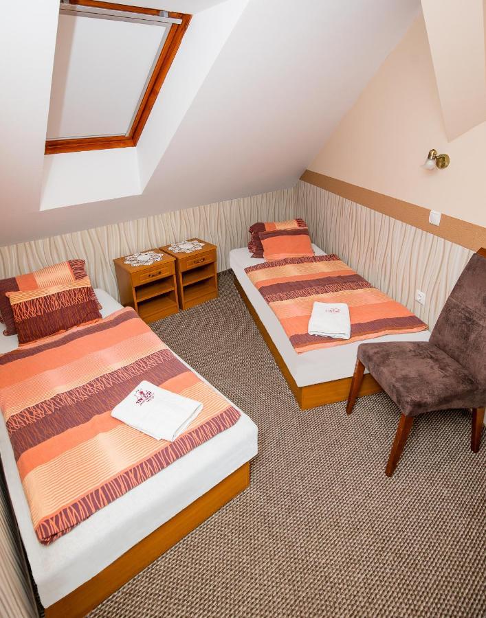 Bed and Breakfast Tinodi Fogado à Sárvár Extérieur photo