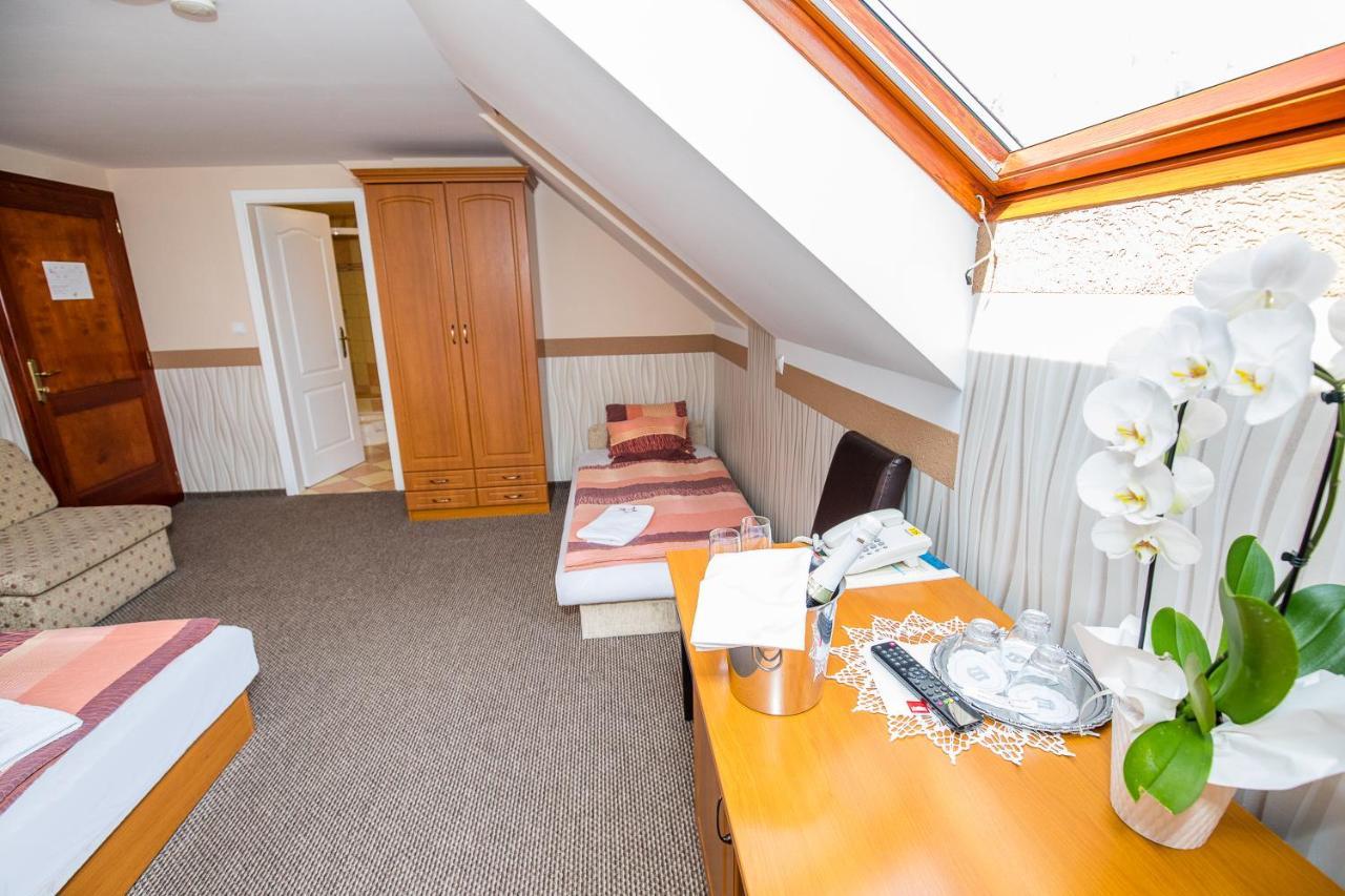 Bed and Breakfast Tinodi Fogado à Sárvár Extérieur photo