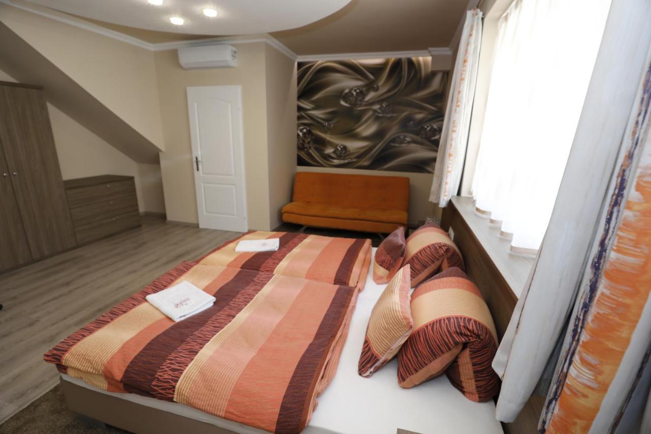 Bed and Breakfast Tinodi Fogado à Sárvár Extérieur photo