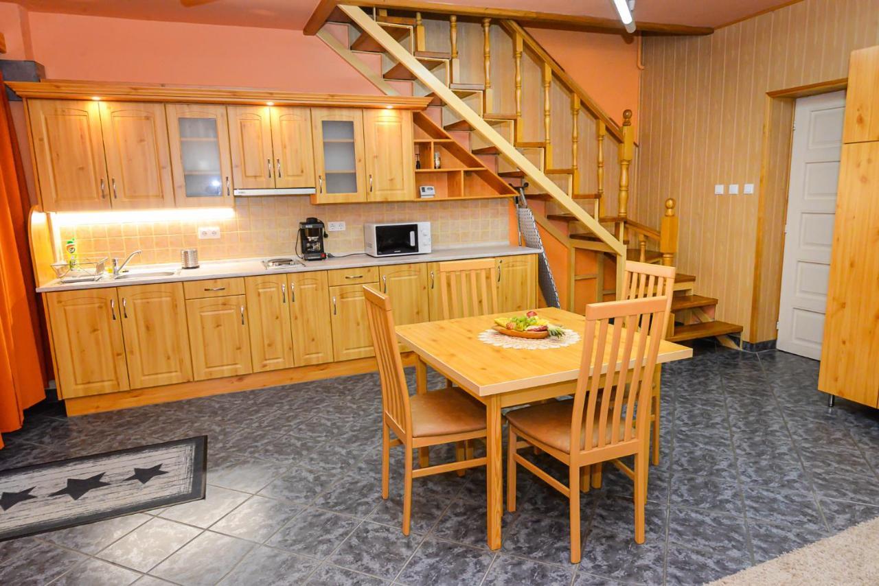 Bed and Breakfast Tinodi Fogado à Sárvár Extérieur photo