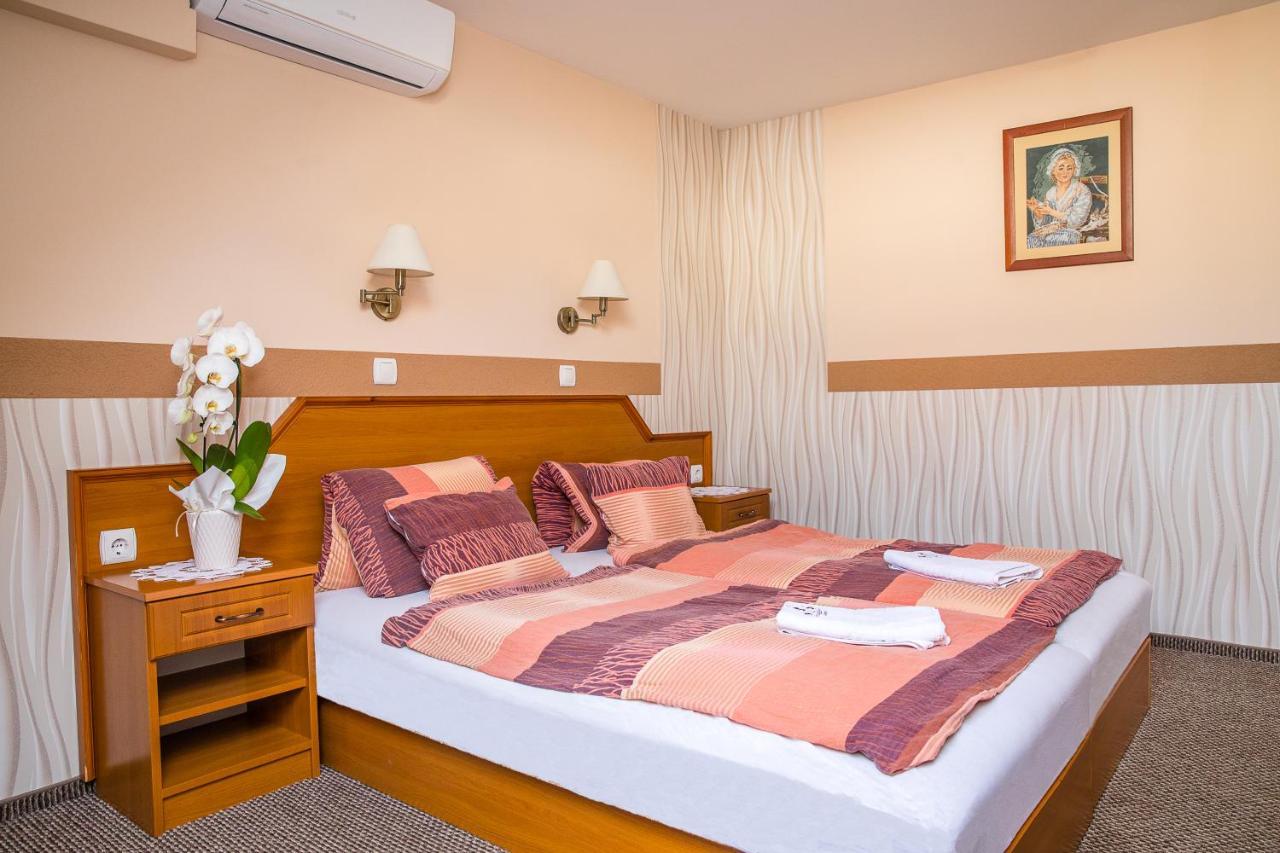 Bed and Breakfast Tinodi Fogado à Sárvár Extérieur photo