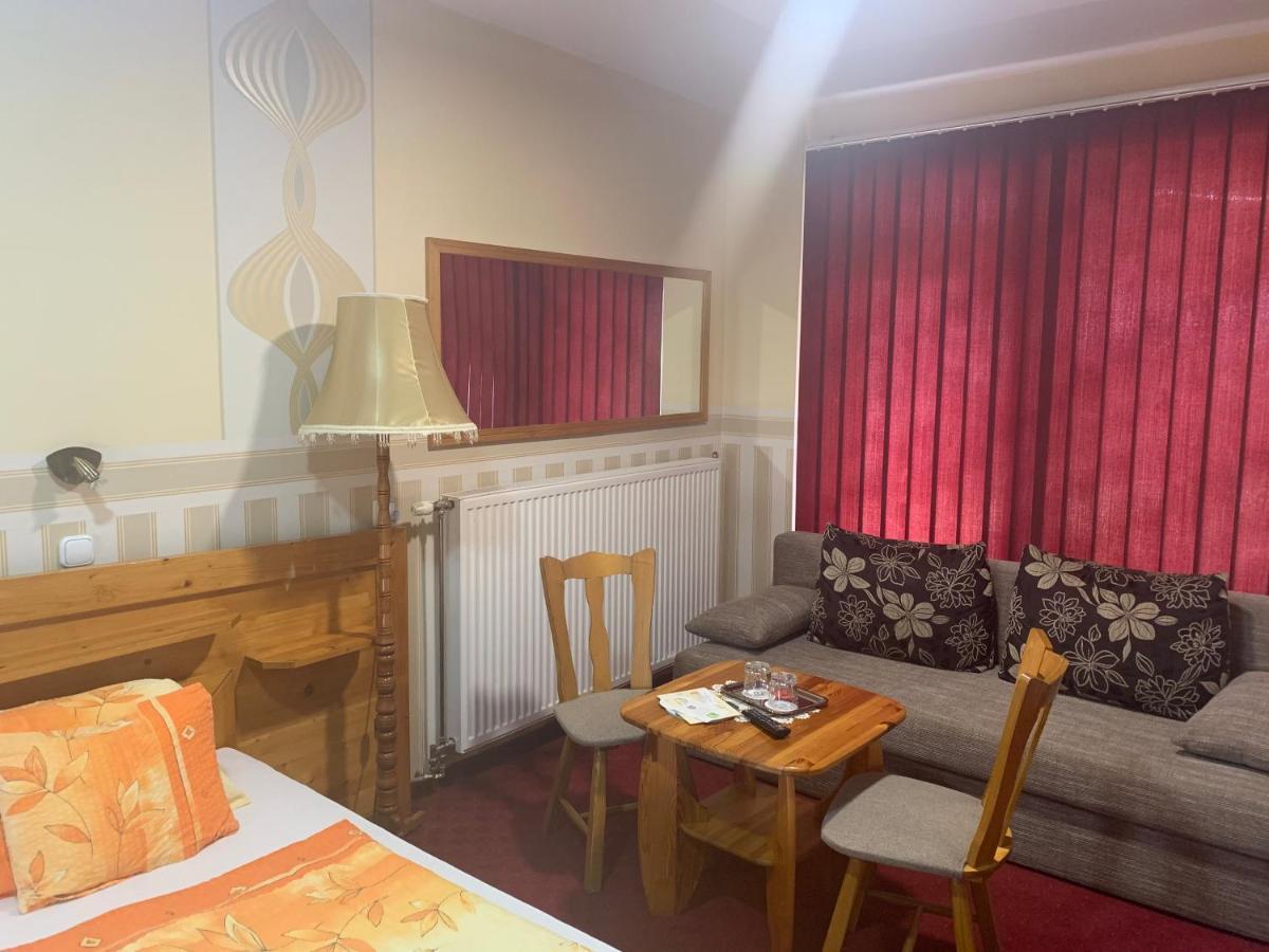 Bed and Breakfast Tinodi Fogado à Sárvár Extérieur photo